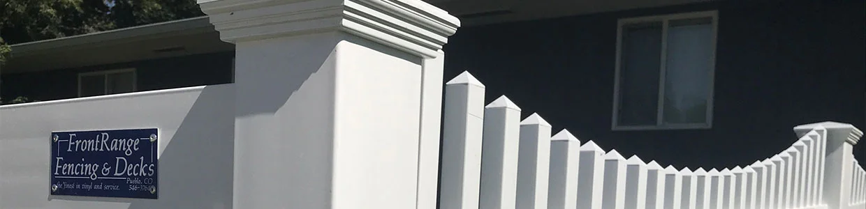 Vinyl scalloped picket accent